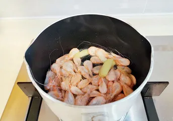 “奶奶医生”