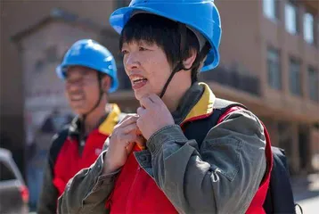 小背包,大民生 小背包,大服务2