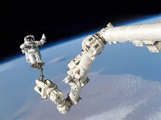 太空行走