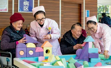 “‘一老一幼’是大多数家庭的主要关切”