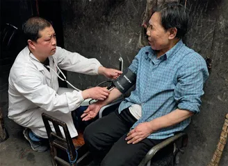 从“舌尖”到“心间”  托举幸福晚年