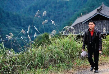 大山深处的非遗苗医药传承人5