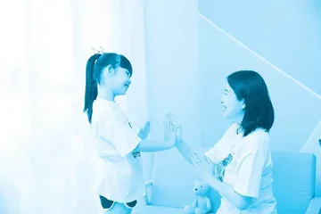 被女儿治愈的挑剔心