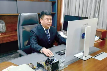 胸怀报国志 一心谋发展0