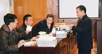 潘非琼：追光的背影，化作一面旗帜
