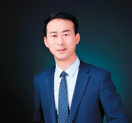 李兆良：好的教育是让“爱”和“权威”都不打折