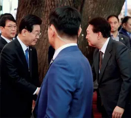 权起植：韩国政治对立为何是“黑洞”？