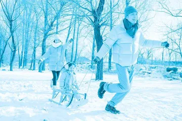 雪落童年，情牵故乡