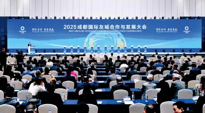 外国人为什么这么爱成都?4