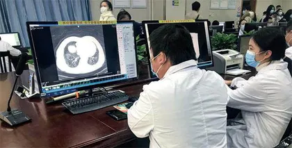 大厂们抢先赚AI医疗的钱