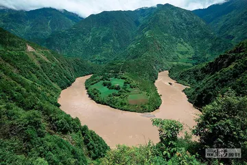 地理：金沙江拢聚起高山盆地2