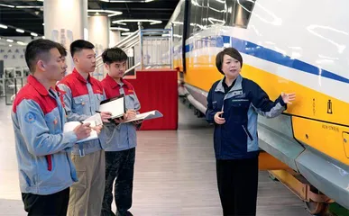 国家轨道交通装备行业产教融合共同体：培育高铁行业大国工匠