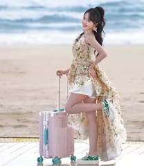 “才女”房琪，墙倒众人推