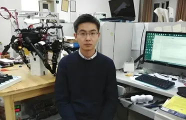 王兴兴：用机器人的足迹丈量未来