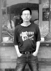 我们最大的问题是，让历史轻易地成为“过去”