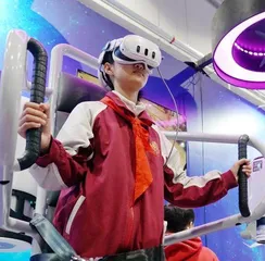 数字人领航，科幻触手可及在2025中国科幻大会感受未来世界5