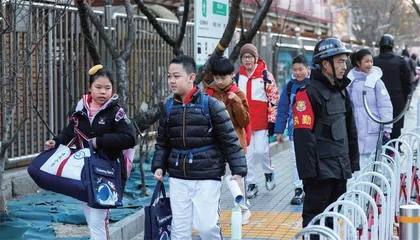 错时接送难,漫漫通学路1