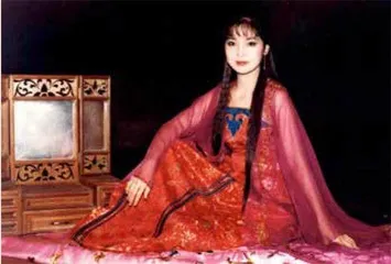 玲珑锦袍映风华5