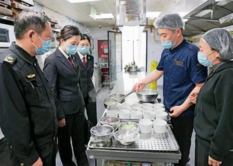 为新手妈妈规范“月子餐”1