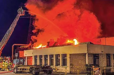 德国：爆燃的锂电池1