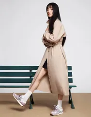 演员田曦薇松弛感时髦OOTD