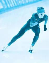 亚冬会斩获金牌: 新疆女孩阿合娜尔的追梦故事1
