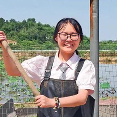 柴语心： 莲养水、水养鱼、鱼养鳖、鳖养人