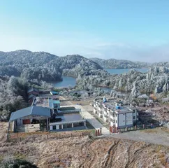 在传说中的“生命禁区”哀牢山工作……3