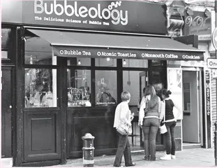 Why Is Bubble Tea So popular in Britain? 为什么奶茶在英国如此受欢迎？