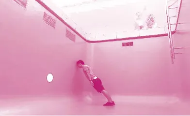 An Illusory Swimming Pool 虚幻游泳池