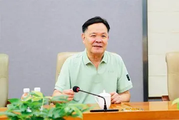 胡济荣：创新强盛民族企业，自强推动实业发展