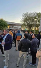 巴菲特宣布卸任CEO 全场两次起立鼓掌致敬“后巴菲特时代”伯克希尔还值得拥有吗？2