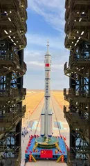 神舟二十号载人飞船发射成功2