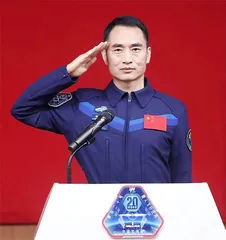 逐梦苍穹启新程记神舟二十号航天员乘组2