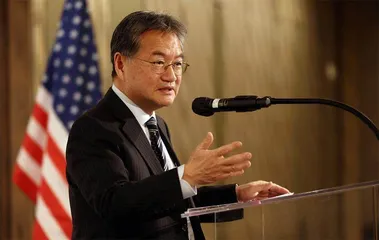 从“铁血盟友”到“敏感国家”：美国为何突然敲打韩国