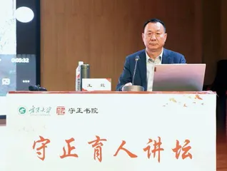 做“行走的思政课”的记录者