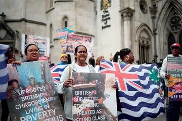 英国归还“被窃取的国家”1
