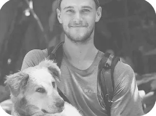 Walk around the world with a dog带上狗狗环游世界