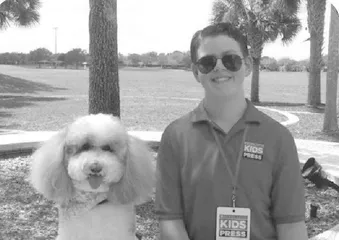 A special dog helps a community heal治疗犬