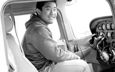 A great young pilot 了不起的少年飞行员