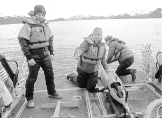 Underwater drone measures ocean carbon levels水下无人机测量海洋碳水平