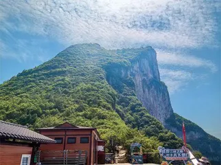 塔影轻舟过 信号越万山6