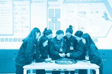 “战机医生”李玲钰:航空报国书写精彩人生2