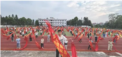 让学生舞起来、动起来、乐起来1