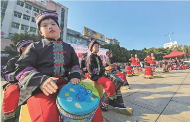 “竹韵”浸润校园 学生向上成长1