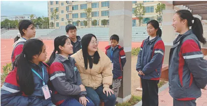 以赏识之光，点亮校园新风尚