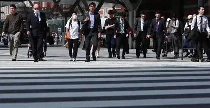 我国货物贸易进出口总值前四个月同比增长2.4%1