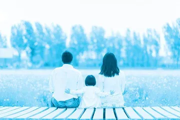 “畸形补偿”：亲子关系中的甜蜜陷阱