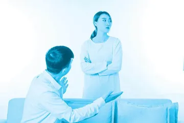 “翻旧账”翻出信任危机