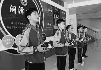 昌邑市龙泽学校 举行首届电子机械狗基础技能赛